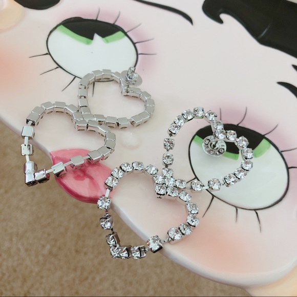 BimbaYLola Sliver Crystal Cup Chain Heart Earring - Picture 8 of 8